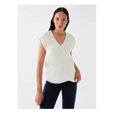 LC Waikiki Women's V-Neck Plain Knitwear Sweater