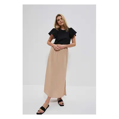 Maxi skirt made of smooth fabric