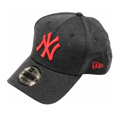 New Era 9Forty Shadow Tech MLB New York Yankees Black/Red Cap