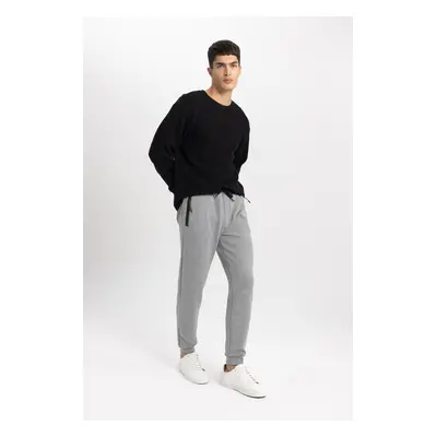 DEFACTO Jogger Sweatpants Slim Fit Slim Cut Basic Straight Waist Lace-up Elastic Leg Zipper Pock