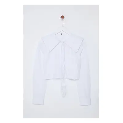 Trendyol White Lace Collar and Tie Detail Regular Pattern Woven Shirt