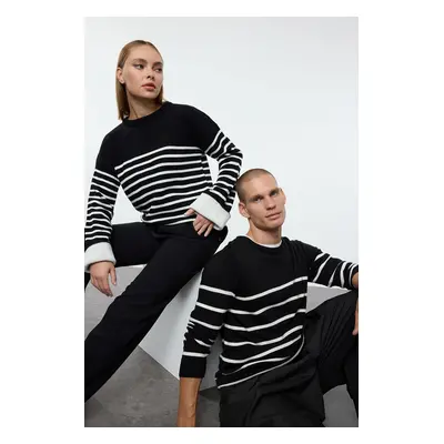 Trendyol Black Casual Slim Slim Fit Couple/Double Crew Neck Striped Knitwear Sweater