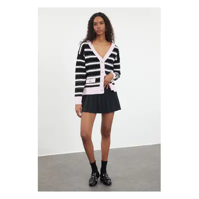 Trendyol Pink Glitter Color Block Striped Knit Cardigan