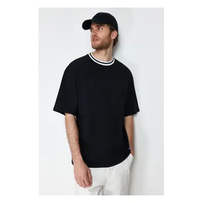 Trendyol Black Oversize/Wide Cut Collar Detailed Labeled 100% T-Shirt