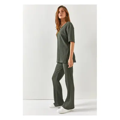 Olalook Women's Khaki Top V-neck Lower Palazzo Corduroy Suit