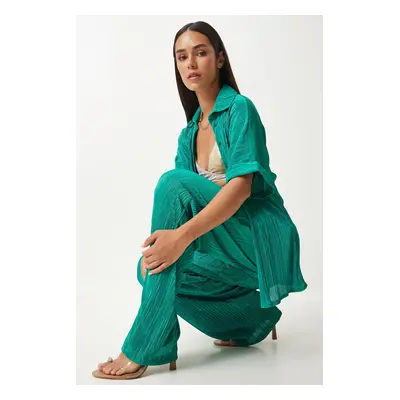 Happiness İstanbul Women's Green Pleated Shirt and Trousers Set