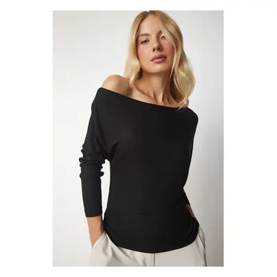 Happiness İstanbul Women's Black Boat Neck Knitwear Blouse