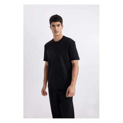 DEFACTO Regular Fit Crew Neck Short Sleeve Basic Heavy Fabric T-Shirt