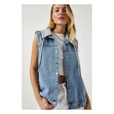 Happiness İstanbul Women's Light Blue Hooded Boyfriend Denim Vest