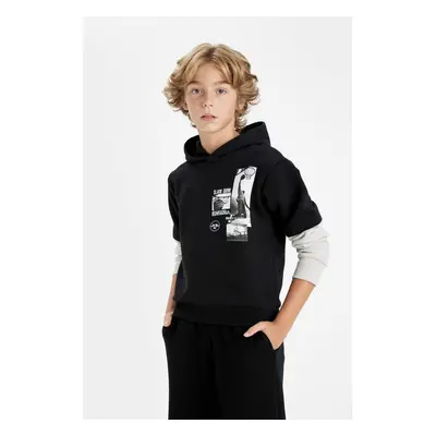 DEFACTO Boy Regular Fit Hooded Sweatshirt