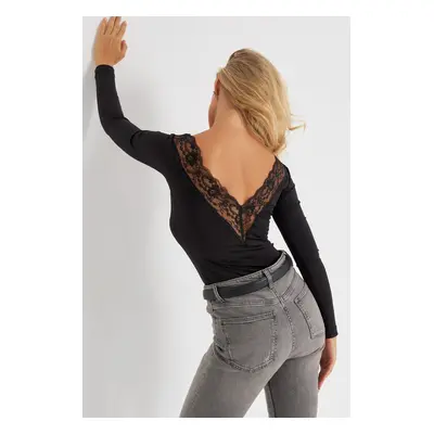 Cool & Sexy Women's Black Lace Detailed V-Neck Blouse