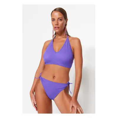 Trendyol Purple Piping normál lábú bikini alsó