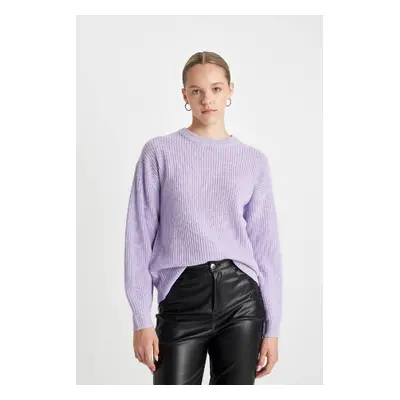 DEFACTO Regular Fit Crew Neck Thessaloniki Fabric Basic Plain Knitwear Sweater