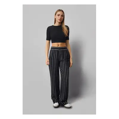 Trendyol Black Relaxed Cut Striped Wide Leg Trousers