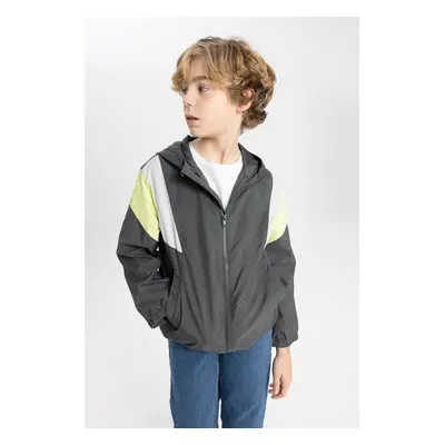 DEFACTO Boys Windproof Hooded Raincoat