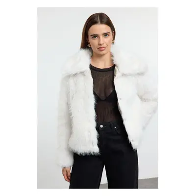 Trendyol White Regular Fit Fur Coat