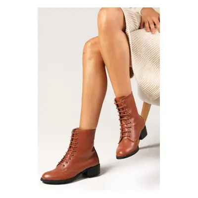 Mio Gusto Lori Women's Tan Sheepskin Sheepskin Lined Lace-up Short Heeled Boots.