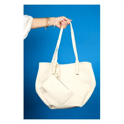 LuviShoes Cream Women's Shoulder Bag