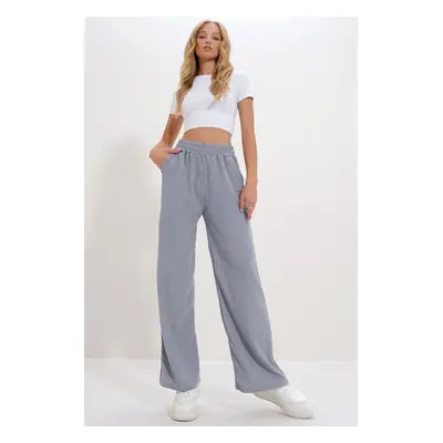 Trend Alaçatı Stili Women's Grey High Waist Elastic Wide Leg Trousers