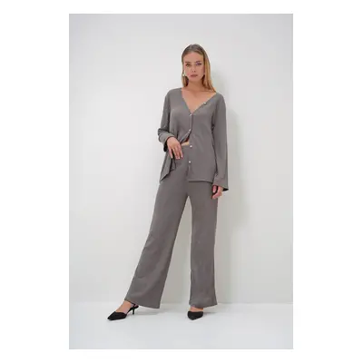 Trend Alaçatı Stili Women's Mink V Neck Stone Buttoned Cardigan and Trousers Bottom Top Set