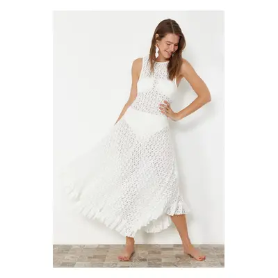 Trendyol White Fitted Maxi Knitted Beach Dress