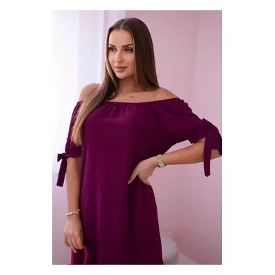 Dress with ties on the sleeves plum