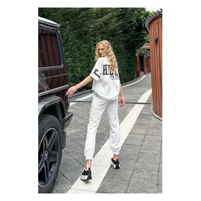 Trend Alaçatı Stili Women Ecru Crewneck Printed T-Shirt And Jogging Tracksuit Set