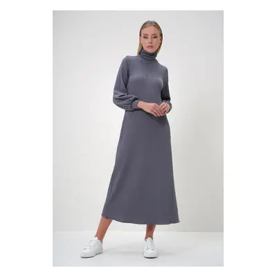 Trend Alaçatı Stili Women's Gray Turtleneck Burgundy Fabric Long Dress