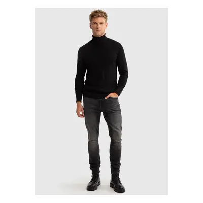 Big Star Man's Turtleneck Sweater 906