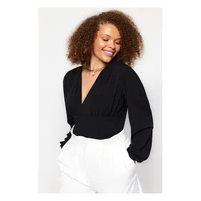 Trendyol Curve Black V Neck Sandy Knitted Blouse