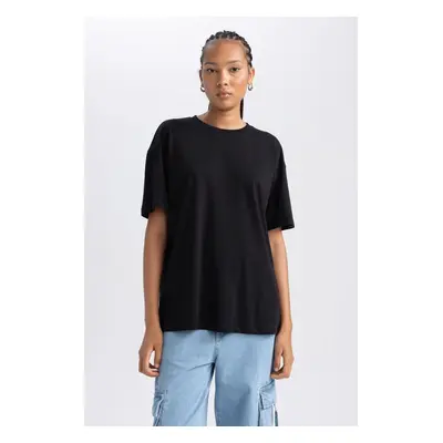 DEFACTO Oversize Fit Crew Neck Short Sleeve T-Shirt