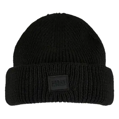 Knitted wool hat black