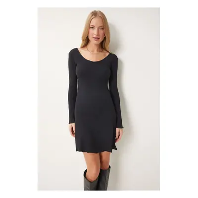 Happiness İstanbul Women's Black V Neck Ribbed Bell Knit Dress