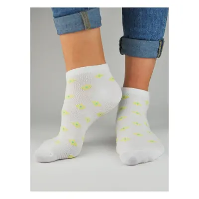 NOVITI Woman's Socks ST020-W-01