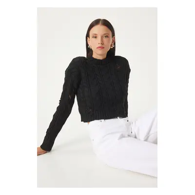 Happiness İstanbul Women's Black Ripped Detailed Knitted Sweater