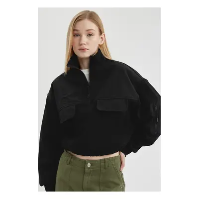 DEFACTO Cool Zipper Collar Crop Thick Sweatshirt