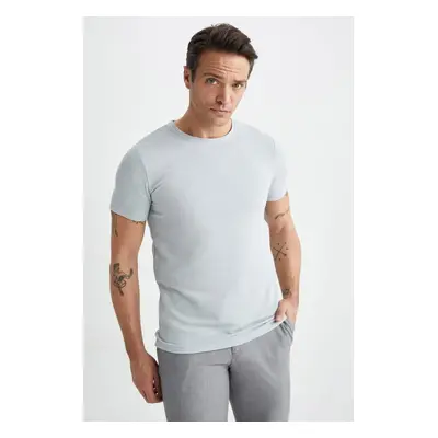 DEFACTO Slim Fit Crew Neck Short Sleeve T-Shirt