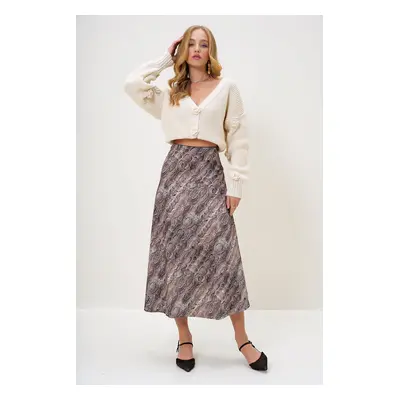 Trend Alaçatı Stili Women's Brown-Ecru Patterned Maxi Length Satin Skirt with Hidden Elastic Wai