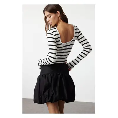 Trendyol White*001 Striped Backless Slim/Fitting Regular/Normal Length Knitted Blouse