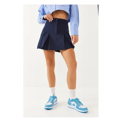 Bianco Lucci Women's Cargo Pocket Detailed Shorts Skirt