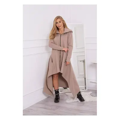 Insulated dress with longer sides in dark beige color