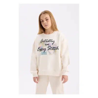 DEFACTO Girl Oversize Wide Pattern Crew Neck Printed Soft Furry Sweatshirt