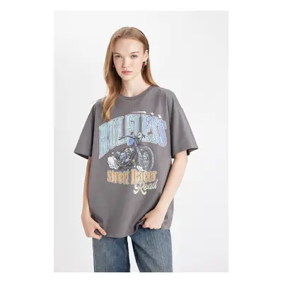 DEFACTO Oversize Wide Pattern Crew Neck Printed Short Sleeve T-Shirt