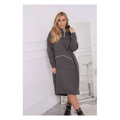 Insulated dress with a hood made of graphite