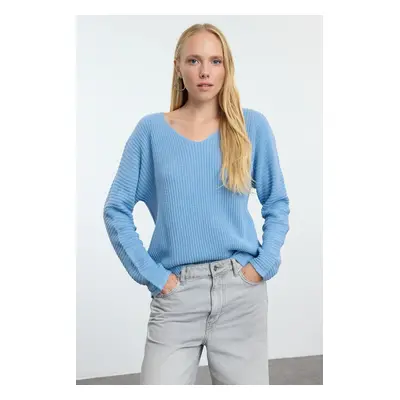 Trendyol Blue Wide Fit Basic Knitwear Sweater