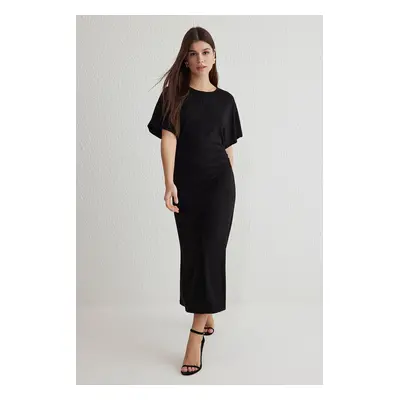 Trendyol Black Fitted Gather/Drape Midi Stretch Knit Dress