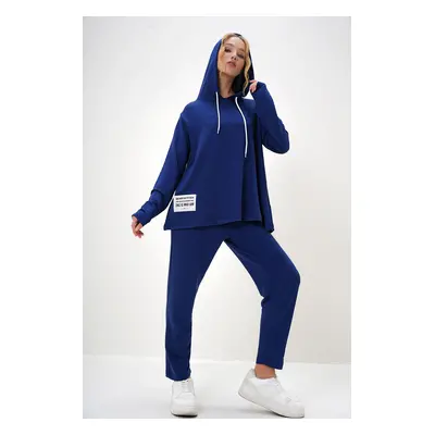 Trend Alaçatı Stili Women's Saxe Emblem Detailed Hooded Two Yarn Tracksuit