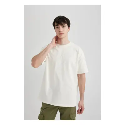 DEFACTO Boxy Fit Crew Neck Short Sleeve Basic T-Shirt