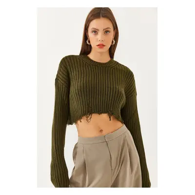 Bianco Lucci Women's Crew Neck Ripped Detail Crop Knitwear Sweater