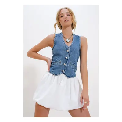 Trend Alaçatı Stili Women's Blue Buttoned Jean Vest